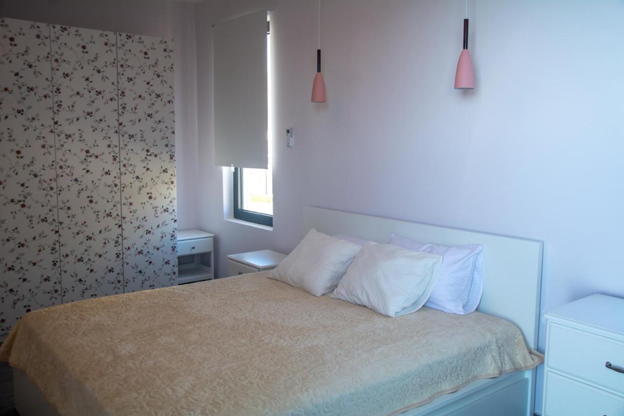 Lux Apartments Pinctada Dobra Voda Exterior photo